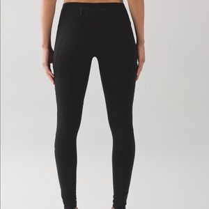 Lululemon Fresh Tracks Tights / leggings size 4